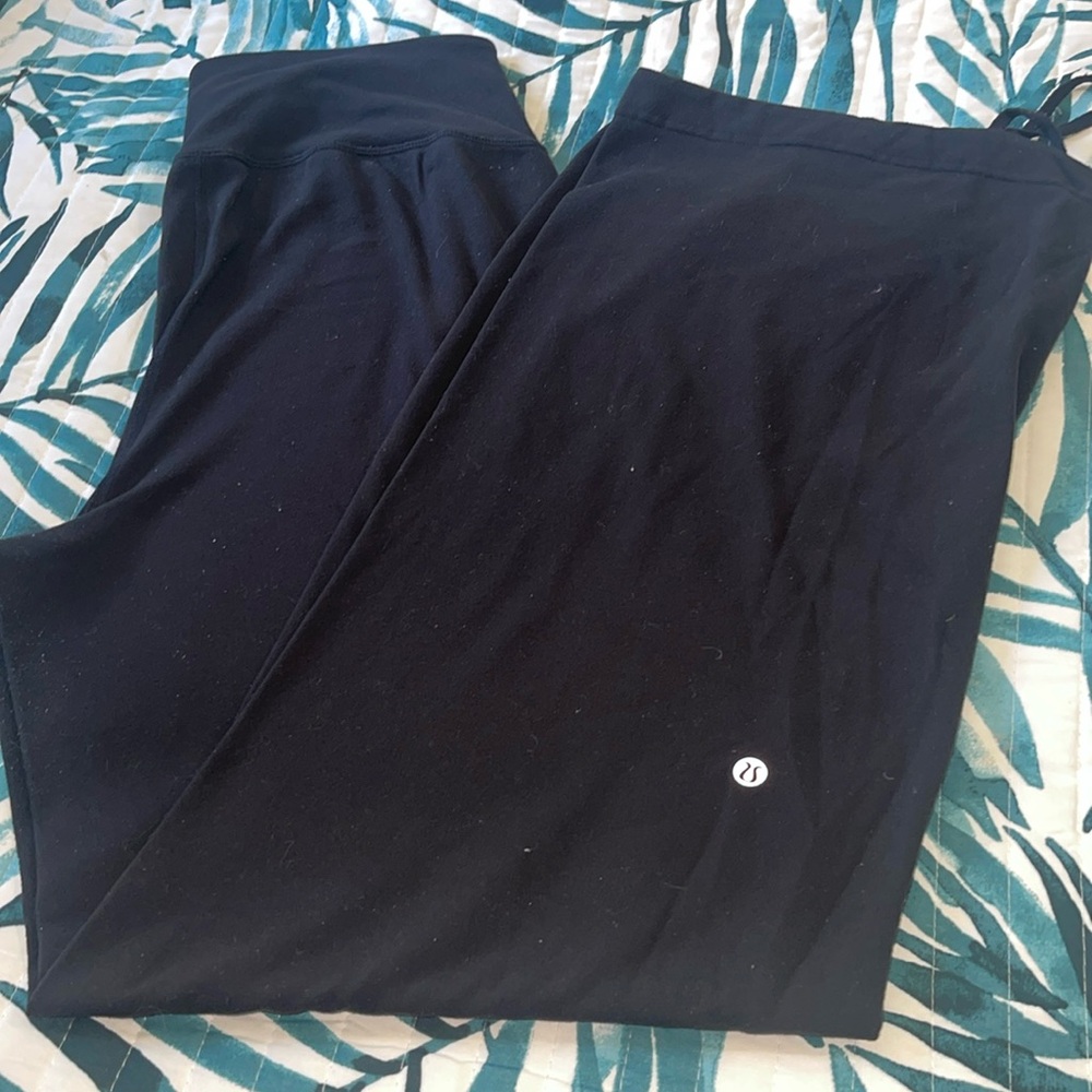 Lululemon pant size 8